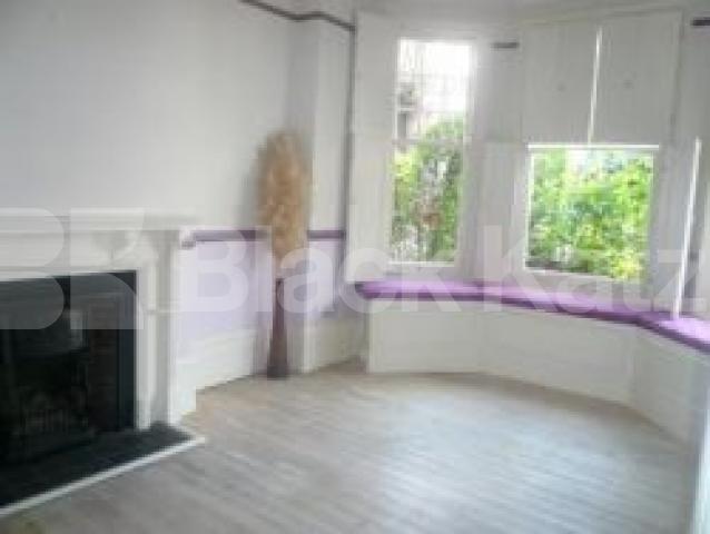 			LET, 2 Bedroom, 1 bath, 1 reception Flat			 Hillfield Park, MUSWELL HILL N10